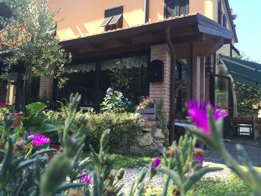 Agriturismo La Taverna Del Nonno Borzonasca Extérieur photo
