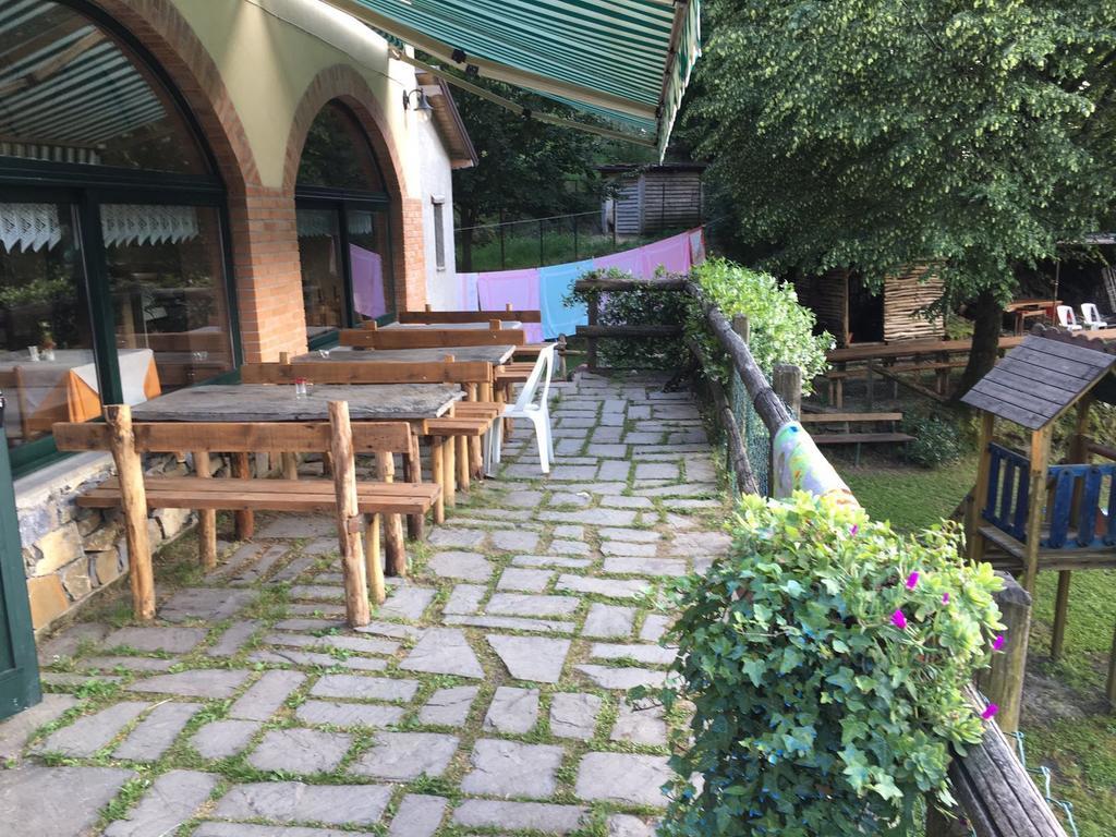 Agriturismo La Taverna Del Nonno Borzonasca Extérieur photo